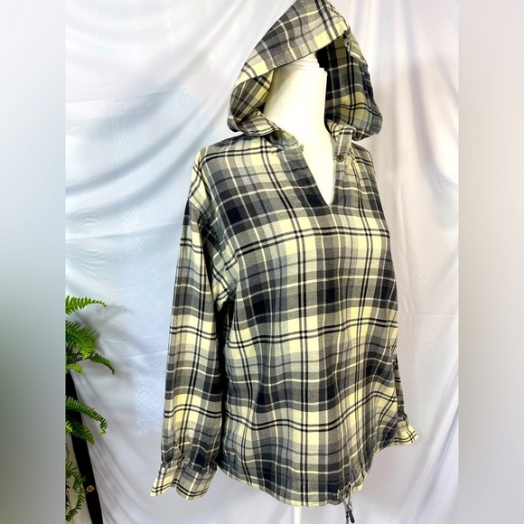 Eddie Bauer Tops - EDDIE BAUER plaid flannel hoodie pullover size small
